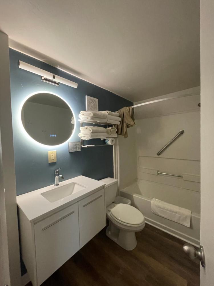 Queen Suite interior